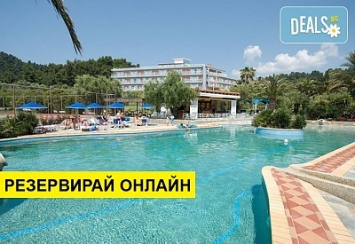 3+ нощувки на човек на база Закуска и вечеря в Mendi Hotel 4*, Агия Параскеви, Халкидики