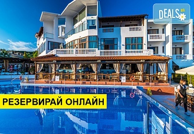 3+ нощувки на човек на база Закуска и вечеря, Закуска, обяд и вечеря в Hotel Akti Ouranoupoli 4*, Уранополис, Халкидики