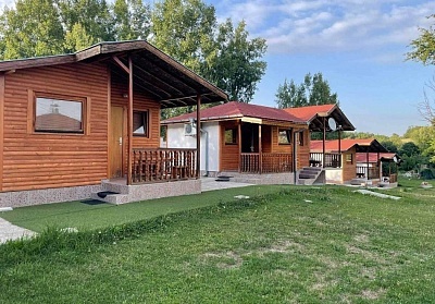 2 или 3 нощувки със закуски на човек + БОНУС 1 БЕЗПЛАТНА Нощувка + детска площадка от Комплекс Елата, с. Заселе