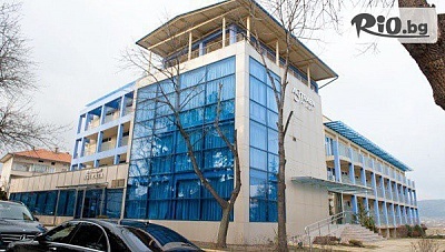 Нова година в Хотел Астрея, Хисаря - 3 нощувки със закуски и вечери