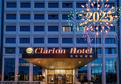  Нова Година в Истанбул! 3 нощувки със закуски на човек в Clarion Hotel Istanbul Mahmutbey 5* + ползване на басейн и паркинг. Възможност за Празнична вечеря. Собствен транспорт. 