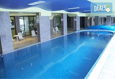 Нова година в Маунтин Парадайс: 3 нощувки в Банско с басейн и спа