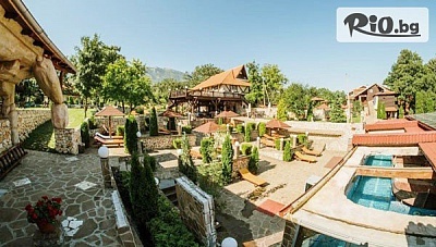 Нова година в Сърбия: Празнувайте с музика и неограничени напитки в Etno Hotel Balasevic Rtanj 3*