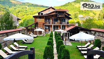 Нова година в Семеен хотел Къщата, Рибарица с празнична вечеря и напитки