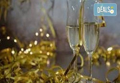 Нова година на слънчева Кавала в хотел Нефели - 2 нощувки и възможност за празнична вечеря