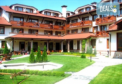 Новогодишни празници в Хотел Евелина Палас 4*, Банско - all inclusive почивка със СПА и празнична вечеря