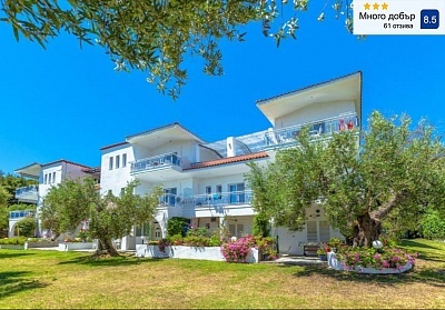 Отлична локация през септември във Faros Apartments, Посиди, Гърция