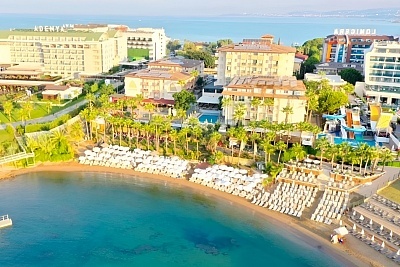На първа линия в Алания, Турция: Луксозен престой в EOS BEACH RESORT 4*