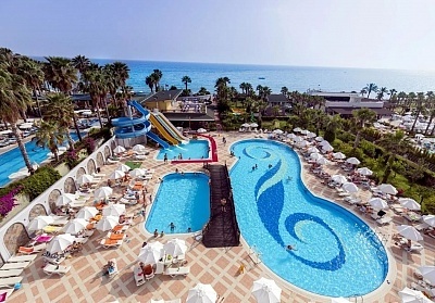 На първа линия в Алания, Турция: 7 нощувки в Holiday Garden Resort 5*