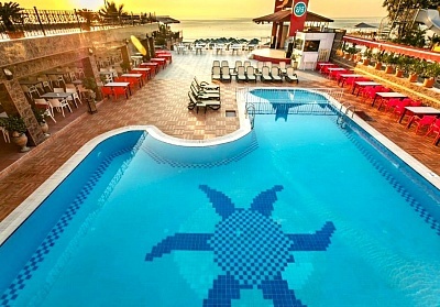  На първа линия в Aleria Belport Beach Hotel 4*, Кемер, Турция. Чартърен полет от София + 7 нощувки за ДВАМА на база All Inclusive 