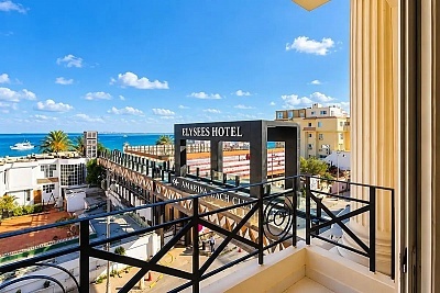 На първа линия в Хургада, Египет: Ол инклузив почивка в Elysees Dream Beach 4*