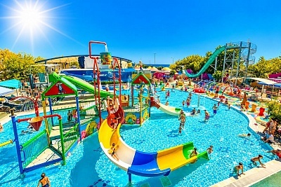 На първа линия в Кемер: Почивка в хотел DAIMA BIZ HOTEL 5*, Турция