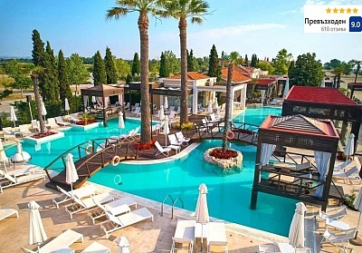 На първа линия в Mediterranean Village 5*, Паралия Катерини! Нощувка за ДВАМА със закуска и вечеря + басейн. Дете до 7г. БЕЗПЛАТНО!
