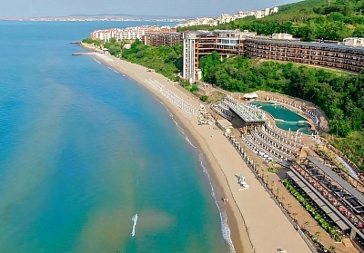 Първа линия в Свети Влас: Ultra All inclusive в Парадайз Бийч