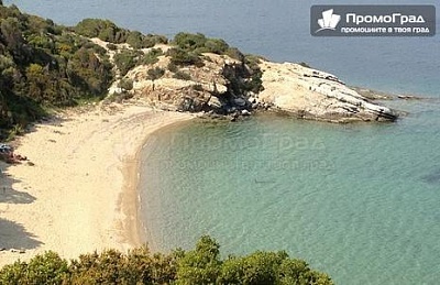 На плаж в слънчева Гърция - Неа Ираклица (нощен преход) за 33.50 лв.