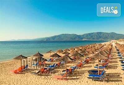 Плажен ден в Неа Ираклица, Гърция с транспорт и водач от София