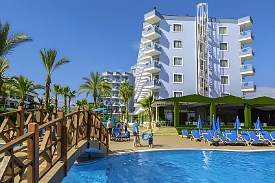 Почивка в Алания: Автобусен транспорт, 7 нощувки на база All Inclusive в Caretta Relax Hotel 4*