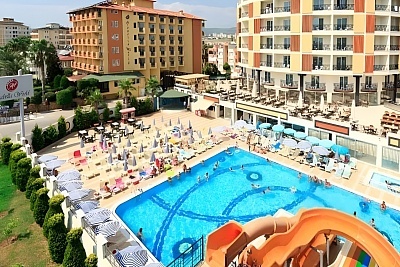 Почивка в Алания, Турция: Чартърен полет от София и All Inclusive в Arabella World Hotel