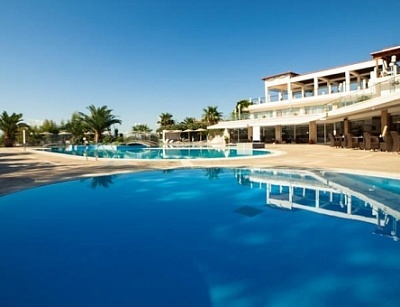Почивка в Alexandros Palace Hotel and Suites, Ouranoupoli, на цена от 76.60 лв.