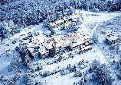 Почивка в Априлци: Нощувка и закуска в хотел Панорама