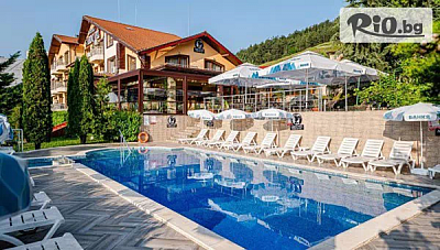 Почивка във Велинград: ArdoVel Park Hotel - Минерален басейн и закуска