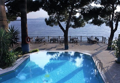 Почивка в ARORA HOTEL 4*, Кушадасъ, Турция! Чартърен полет от София + 7 нощувки на човек на база All Inclusive!
