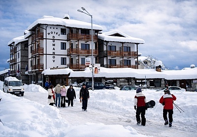 Почивка в Банско: Нощувка и релакс зона в хотел Думанов