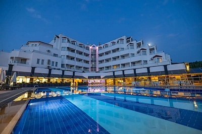 Почивка в Бодрум, Турция: Roseira Beach Resort 4* с All Inclusive пакет