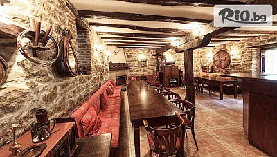 Почивка в Чамурковата къща в Малки Чифлик до Велико Търново с нощувка и барбекю