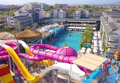 Почивка в DREAM WORLD PALACE 4+*, Сиде, Турция. Чартърен полет от София + 7 нощувки на човек на база All Inclusive