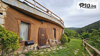 Почивка в Еко къща Землянка, село Лещен с камина и барбекю