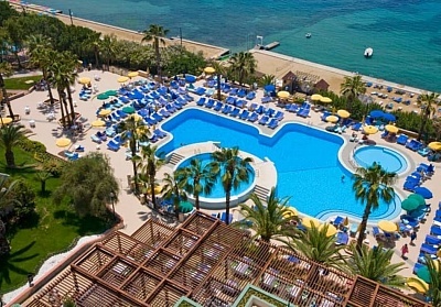 Почивка в FANTASIA HOTEL DE LUXE, Кушадасъ, Турция. Чартърен полет от София + 7 нощувки на човек на база Ultra All Inclusive