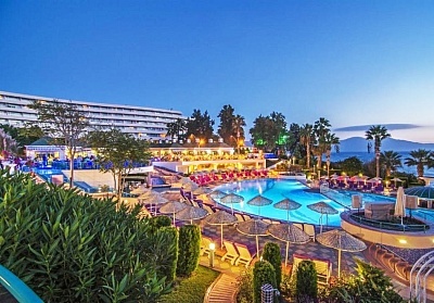 Почивка в GRAND BLUE SKY HOTEL 4*! Кушадасъ, Турция! Чартърен полет от София + 7 нощувки на човек на база Ultra All Inclusive