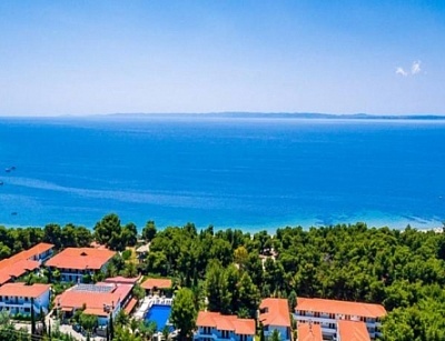 Почивка на п-в Халкидики в Philoxenia Bungalows! Нощувка със закуска и вечеря + ползване на външен басейн!