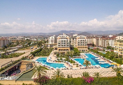  Почивка в хотел HEDEF RESORT &amp; SPA 5* Алания, Турция! Автобусен транспорт + 7 нощувки на човек на база Ultra All Inclusive + басейни и водни пързалки. Дете до 12.99 г. БЕЗПЛАТНО! 