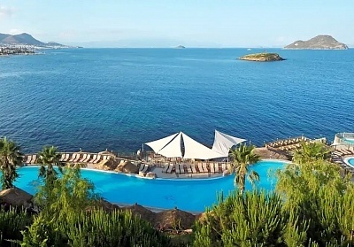 Почивка в хотел KADIKALE RESORT 5*, Бодрум, Турция. Чартърен полет от София + 7 нощувки на човек на база Ultra All Inclusive!