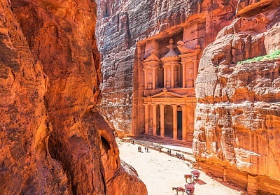 Почивка в Йордания: 7 нощувки със закуски в хотел в Акаба, самолет от София