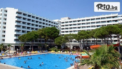 Почивка в Йоздере, Кушадасъ! 7 нощувки на база All Inclusive + басейн и шезлонг в Hotel Grand Efe 4*, със собствен транспорт, от Golden Voyages