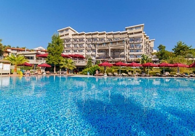  Почивка в Justiniano Deluxe Resort 5*, Алания, Турция! Автобусен транспорт + 7 нощувки на човек на база Ultra All Inclusive. Дете до 12.99 г. БЕЗПЛАТНО! 