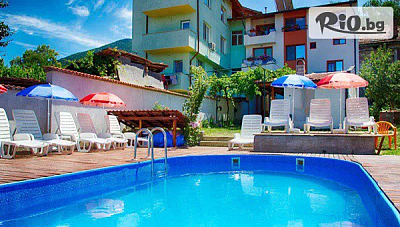 Почивка в Къща за гости Елпида, Сапарева баня със самостоятелна кухня и барбекю