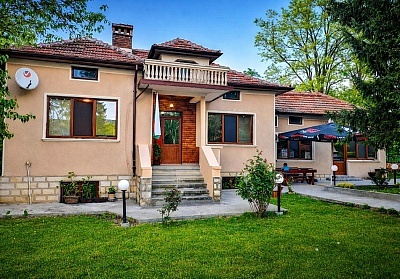 Почивка в къща за гости Маарата, с. Крушуна, край Ловеч