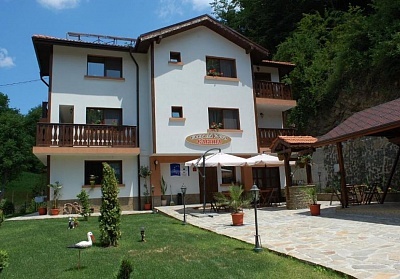 Почивка в къща за гости Савина край Трявна