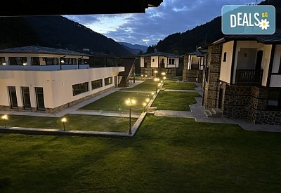 Почивка за 8 души в къщи за гости „Девин Ривър“, Девин