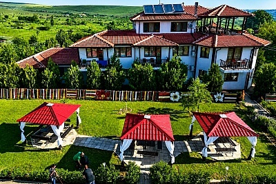 Почивка до Луковит с удобства в Къща за гости Миша