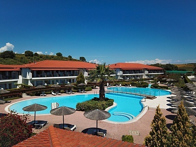 Почивка на 250м от морето в хотел Alexandros Palace, Гърция