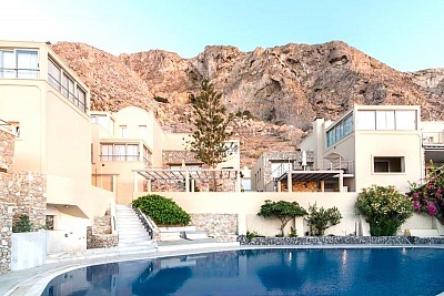 Почивка на остров Санторини: 3 нощувки в Antinea Suites and Spa Hotel 4*