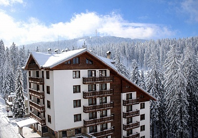 Почивка в Пампорово: Нощувка със закуска и вечеря в Апартаменти Невада