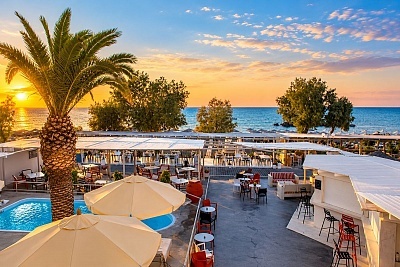 Почивка на първа линия в Beach Boutique Hotel, о-в Санторини