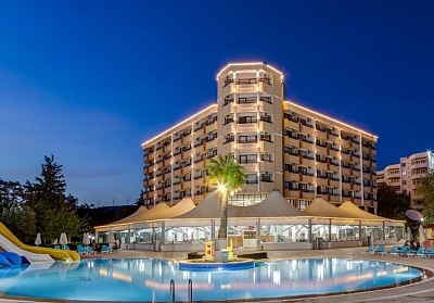 Почивка на първа линия в THE HOLIDAY RESORT 4*, Дидим, Турция! Транспорт + 7 нощувки на човек на база Аll Inclusive. ДЕТЕ до 12.99г. - БЕЗПЛАТНО!