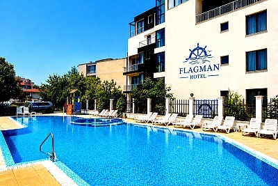 Почивка на 70м. от плаж Харманите, Созопол в хотел Флагман с All Inclusive